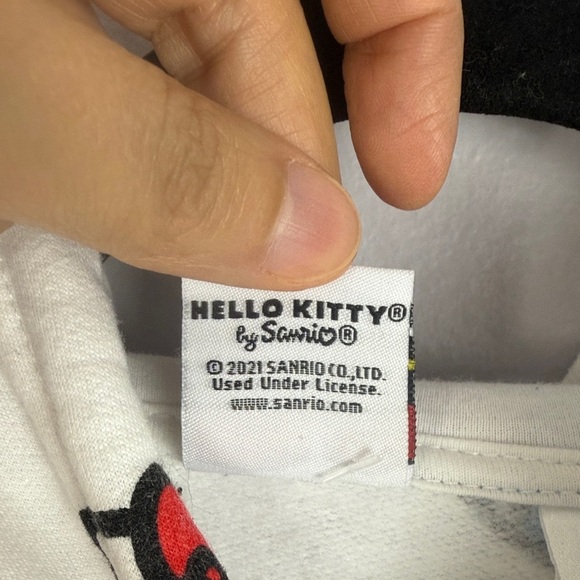 Hello Kitty by Sanrio Cotton Blend Cropped Oversized Pullover Medium Hoodie - Picture 4 of 13